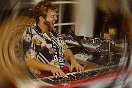 Lire la suite : Macadam jazz : « Profondeur » par Wet Wood