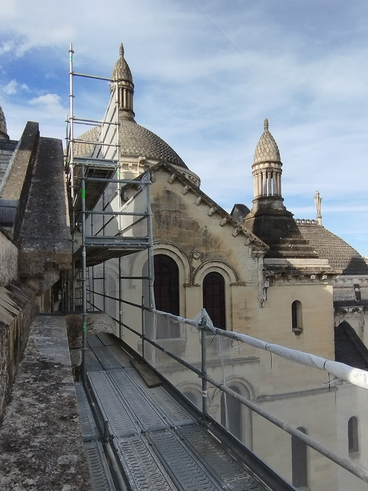 Découvrir : LE CHANTIER DE RESTAURATION DE LA CATHÉDRALE SAINT-FRONT (SVAH)