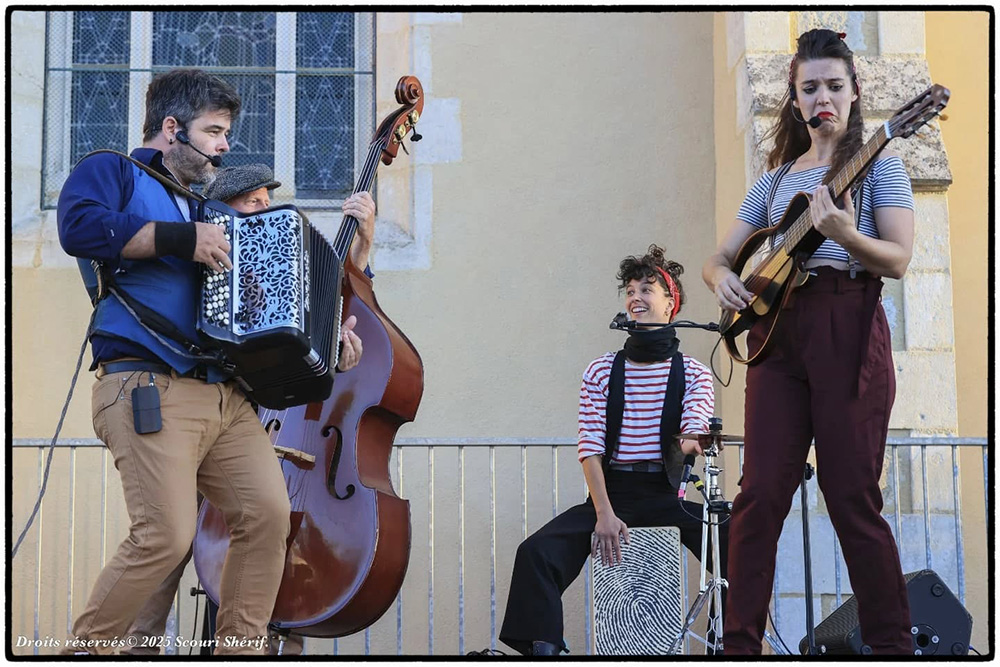 Découvrir : Nocturne sur le Village de Noël avec Yoë