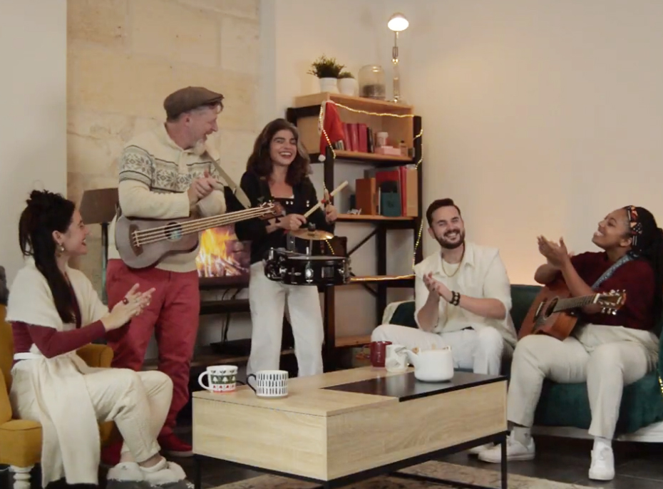 Découvrir : Nocturne sur le Village de Noël avec Super Jolly Gospel