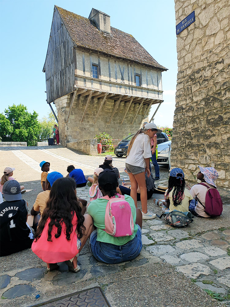 Découvrir : DÉCOUVERTE DE PÉRIGUEUX EN FAMILLE (SVAH)